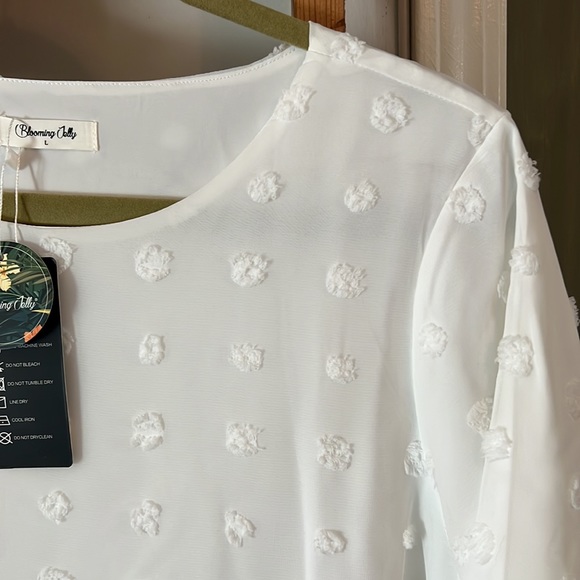 Blooming Jelly White Chiffon Blouse | Size L | NWT Women’s Pom Pom Shirt - Picture 5 of 5